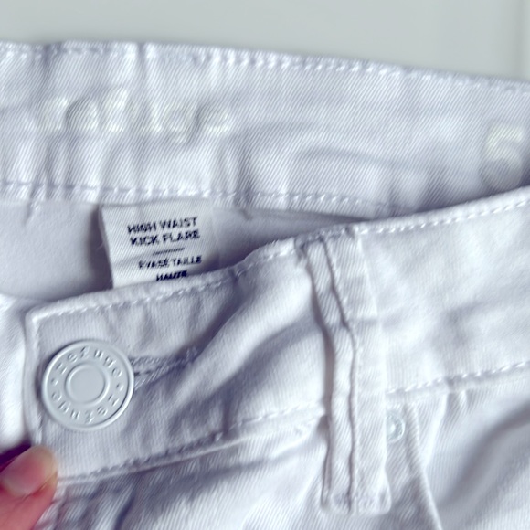 Refuge white jeans high waist, kick flare, distressed hem - Picture 4 of 10